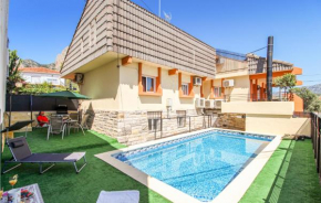 Stunning home in P,de la Marina Licante with Outdoor swimming pool, WiFi and 2 Bedrooms